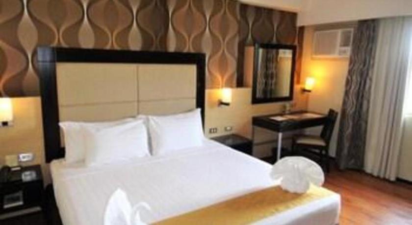 Mallberry Suites Business Hotel Cagayan de Oro Bagian luar foto
