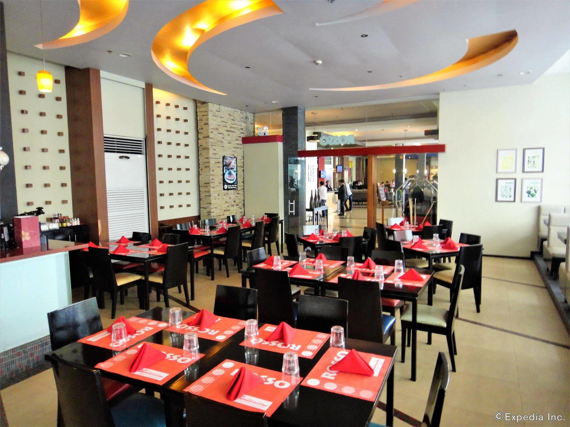 Mallberry Suites Business Hotel Cagayan de Oro Bagian luar foto